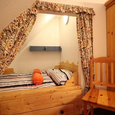 Gaestehaus Andresen-warft * Татинг